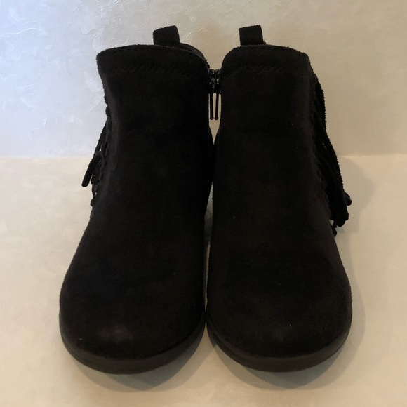 Girls Suede bootie with fringe and side zipper. Black - Picture 2 of 5